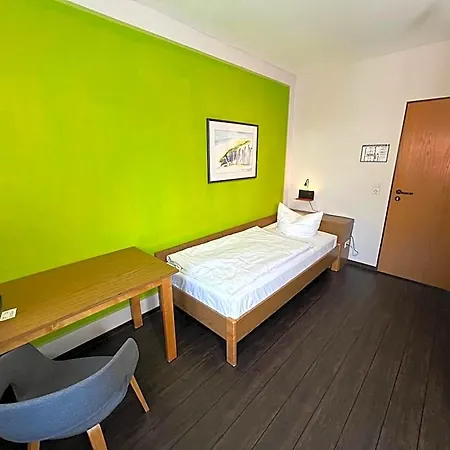 Osterberg - Restaurant Und 3*
